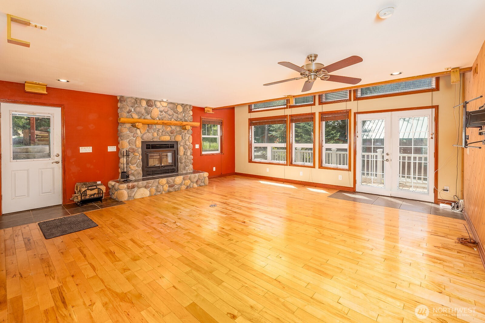 35353 North Shore Drive Mount Vernon WA 98274