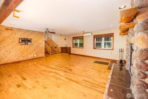 35353 North Shore Drive Mount Vernon WA 98274