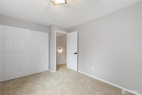 12002 151st Court E Puyallup WA 98374
