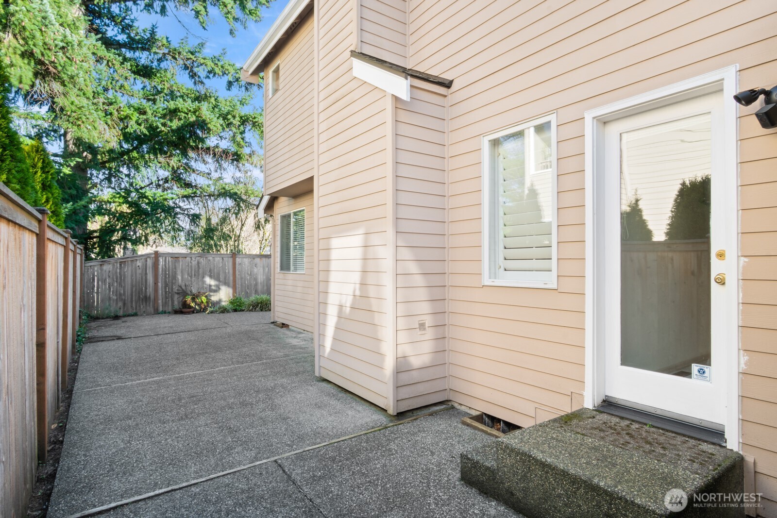19640 88th Place NE Bothell WA 98011