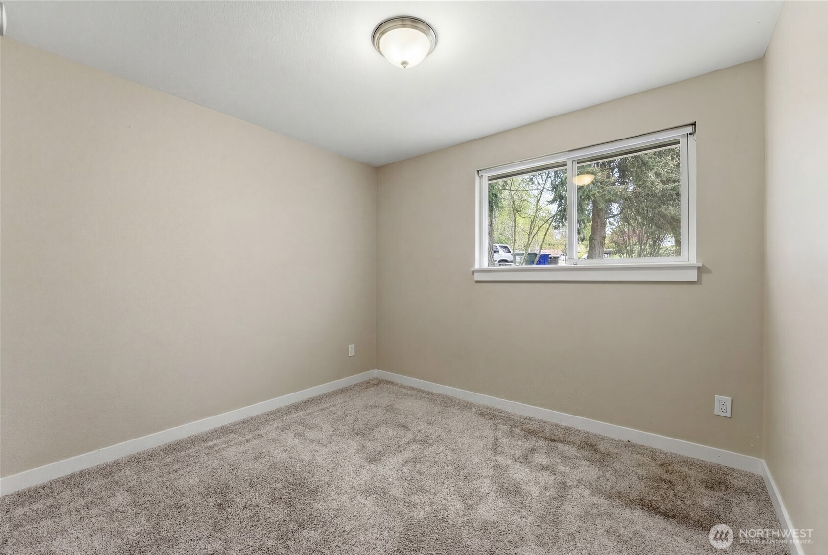212 76th Place SW Everett WA 98203