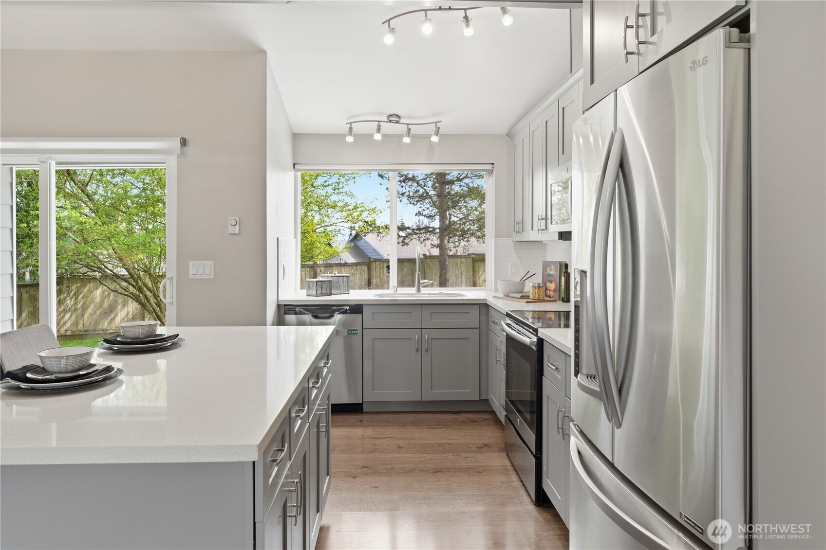 212 76th Place SW Everett WA 98203