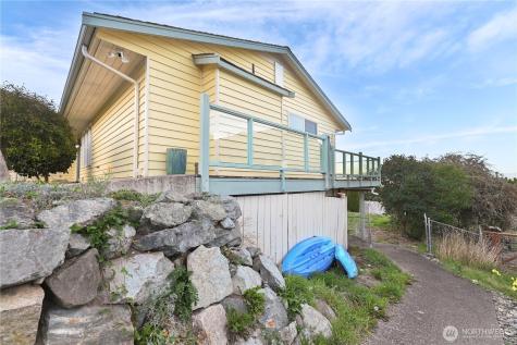 1535 Watkins Drive Camano Island WA 98282
