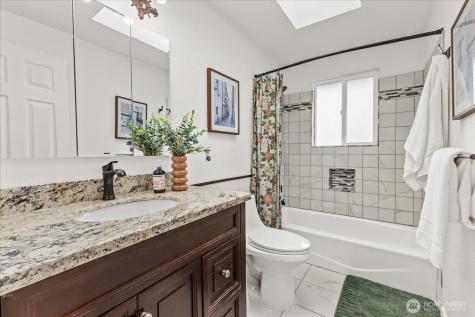10908 18th Street SE Lake Stevens WA 98258