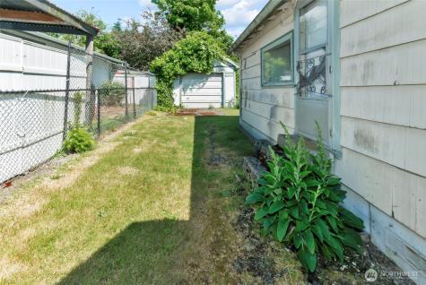 8421 S D Street Tacoma WA 98444