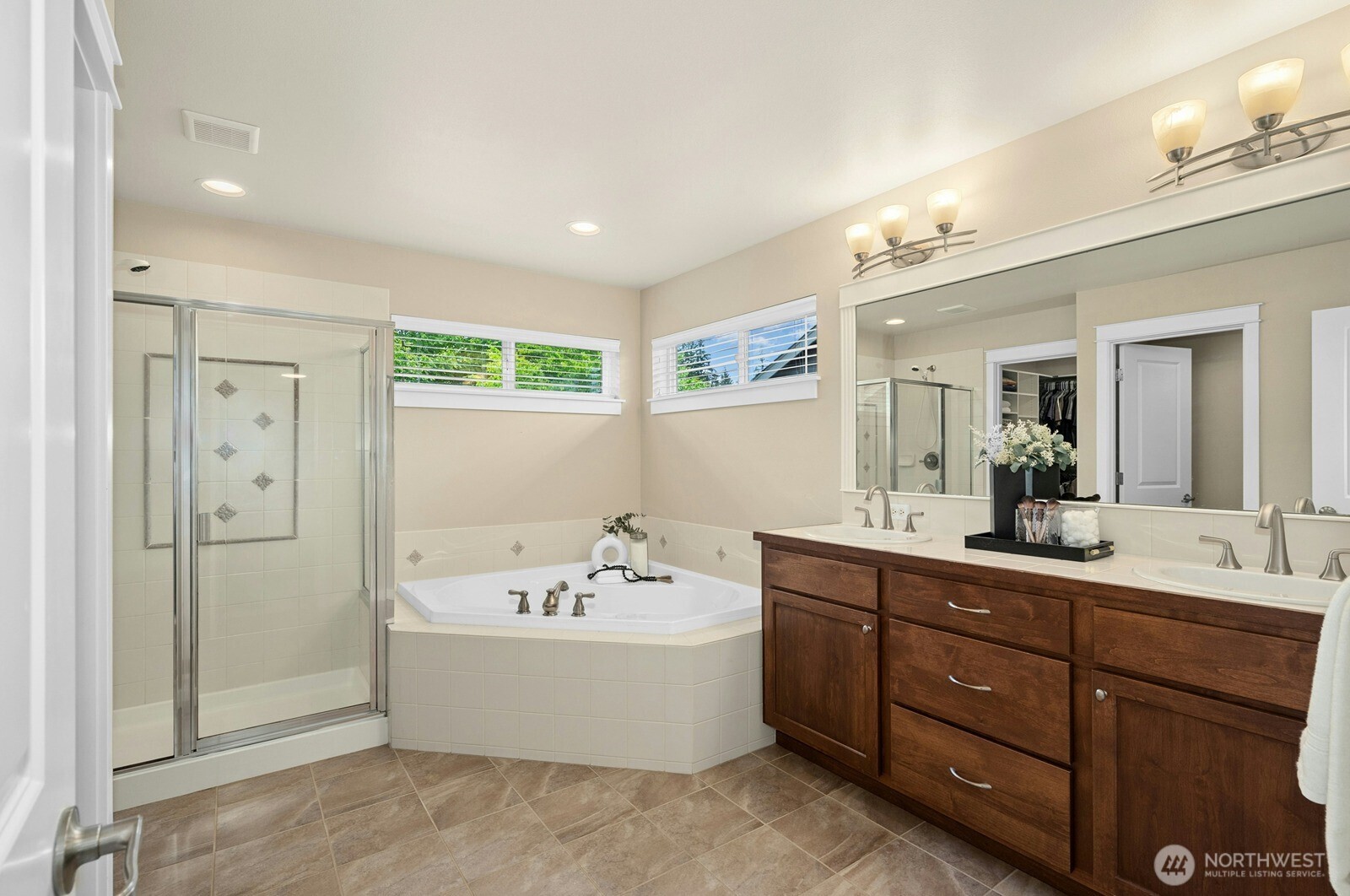 24237 229th Avenue SE Maple Valley WA 98038