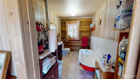 100 Spring Meadow Lane Oroville WA 98844