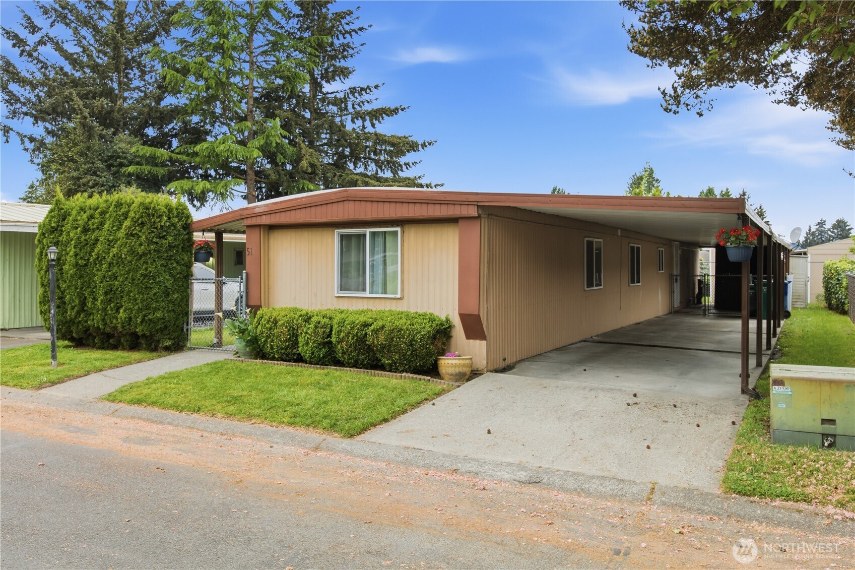 725 37th Street SE Auburn WA 98002