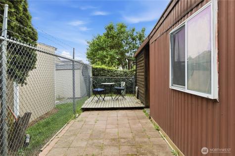 725 37th Street SE Auburn WA 98002