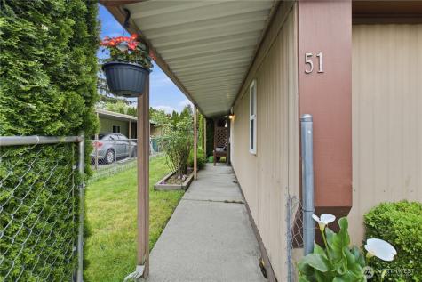725 37th Street SE Auburn WA 98002