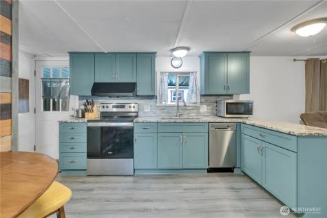 725 37th Street SE Auburn WA 98002