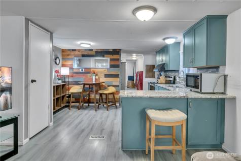 725 37th Street SE Auburn WA 98002