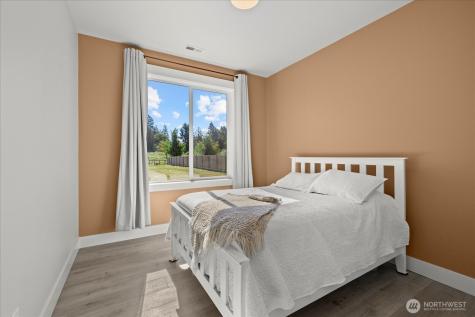 1427 114th Avenue E Edgewood WA 98372
