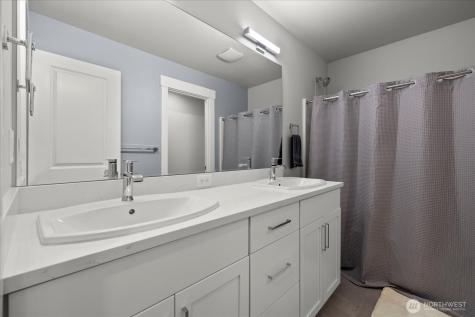 1427 114th Avenue E Edgewood WA 98372