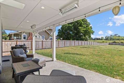 1427 114th Avenue E Edgewood WA 98372
