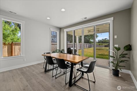 1427 114th Avenue E Edgewood WA 98372