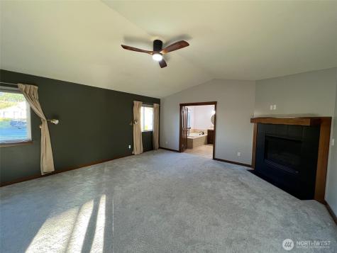 8715 185th Street Court E Puyallup WA 98375