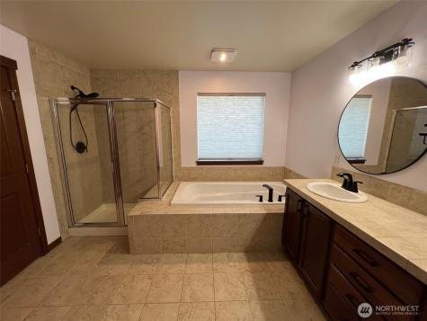 8715 185th Street Court E Puyallup WA 98375