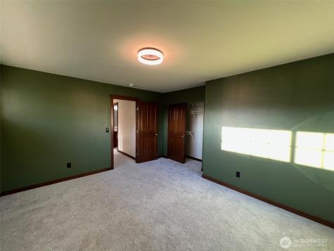 8715 185th Street Court E Puyallup WA 98375