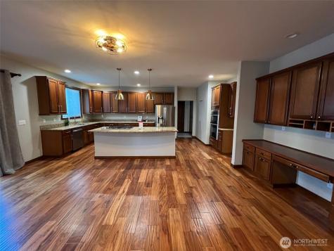 8715 185th Street Court E Puyallup WA 98375