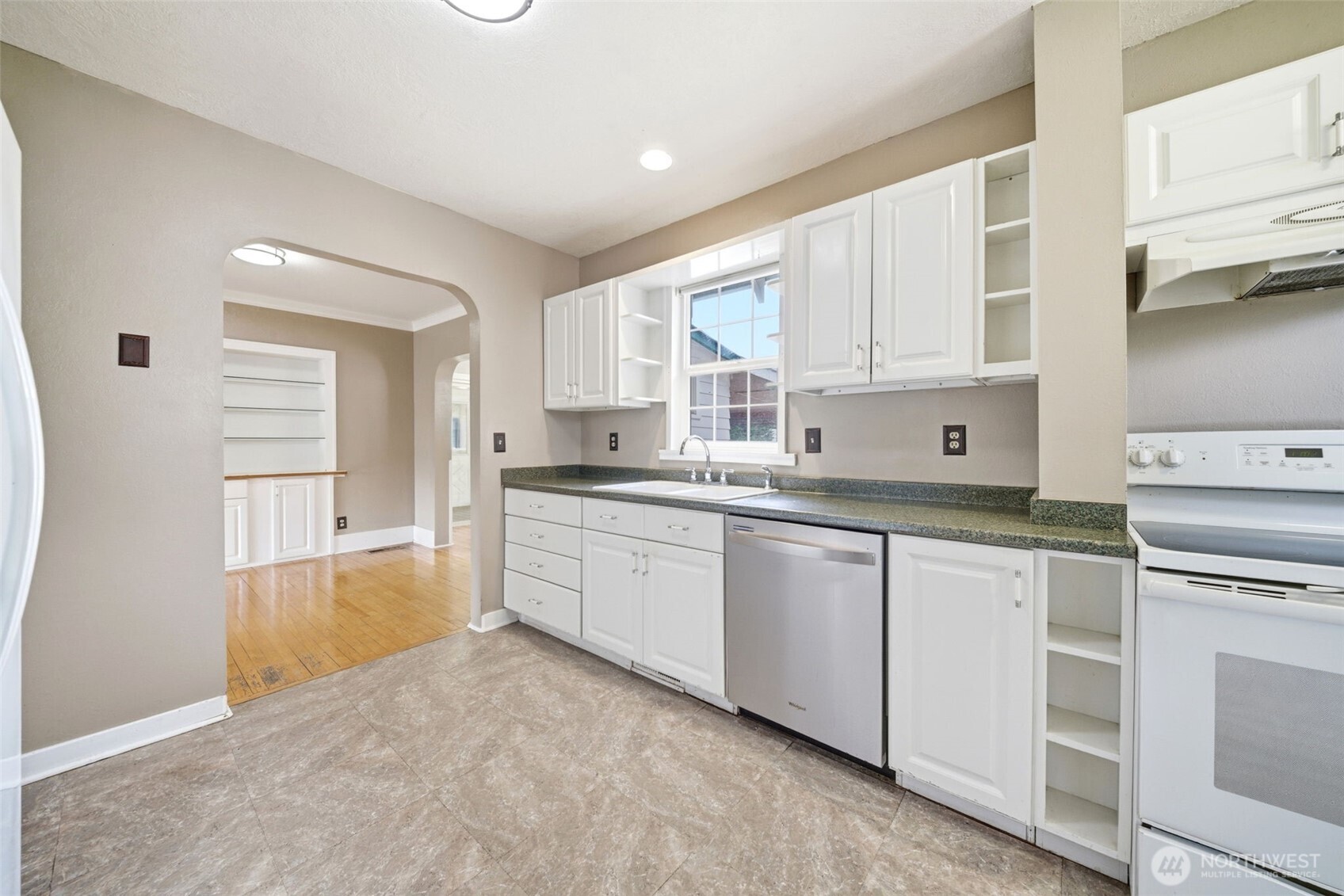 3083 Pine Street Longview WA 98632