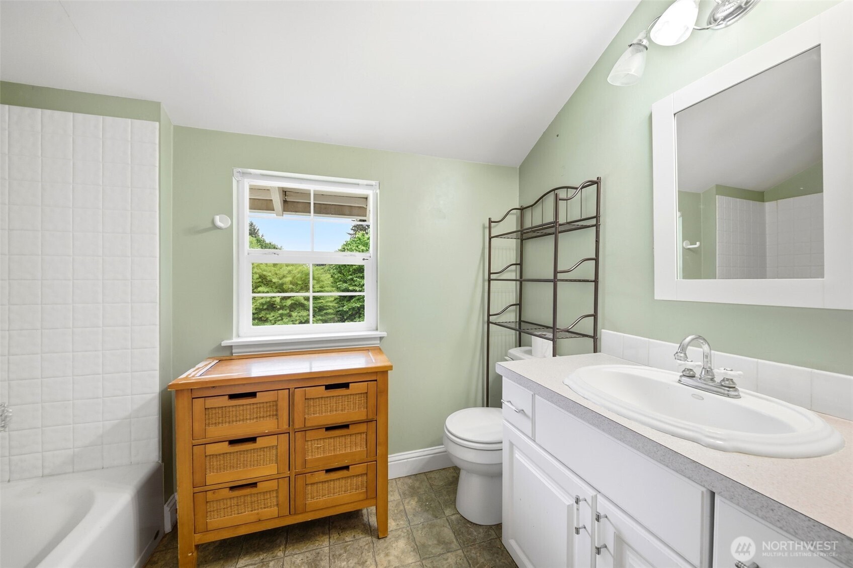 3083 Pine Street Longview WA 98632