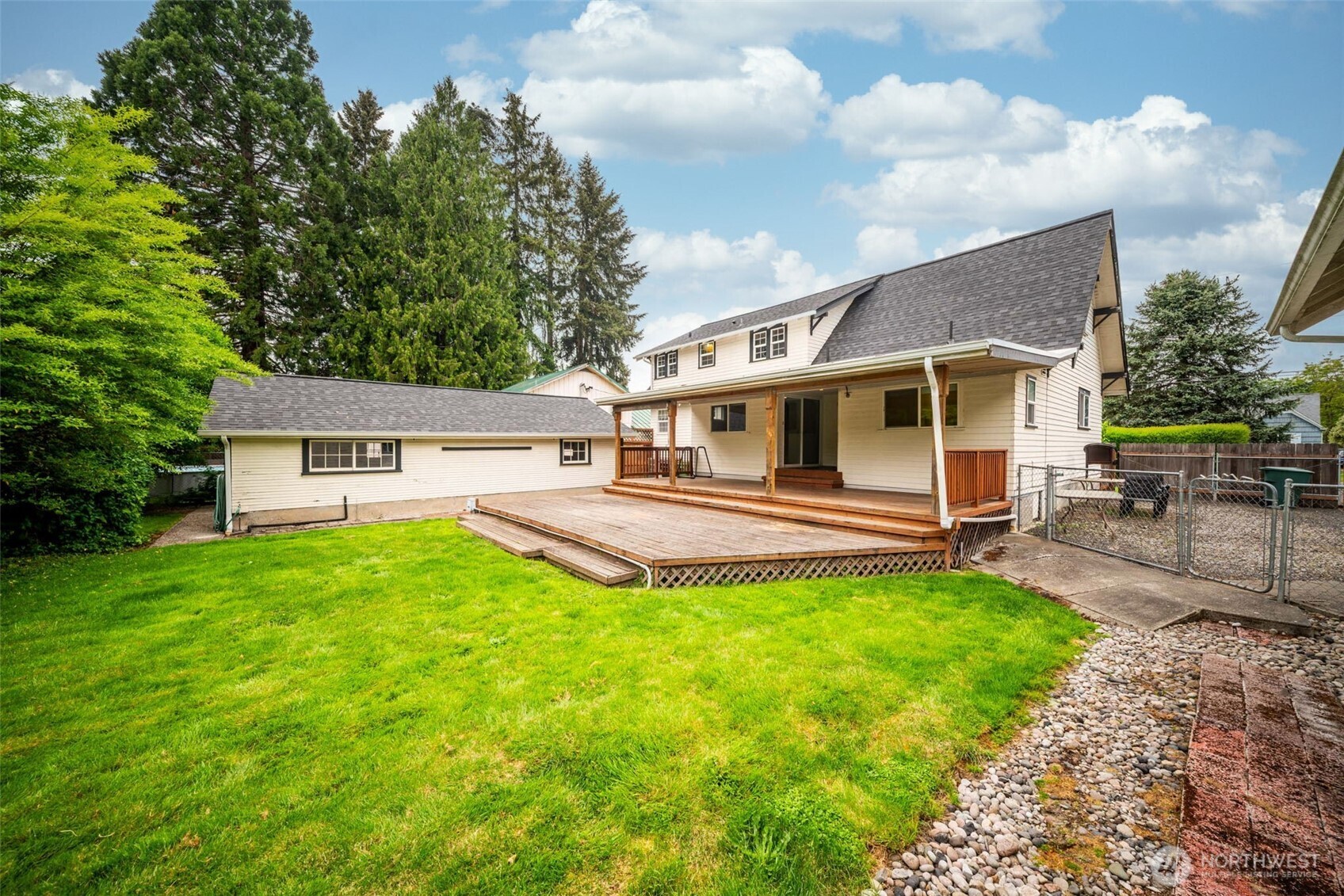 3083 Pine Street Longview WA 98632