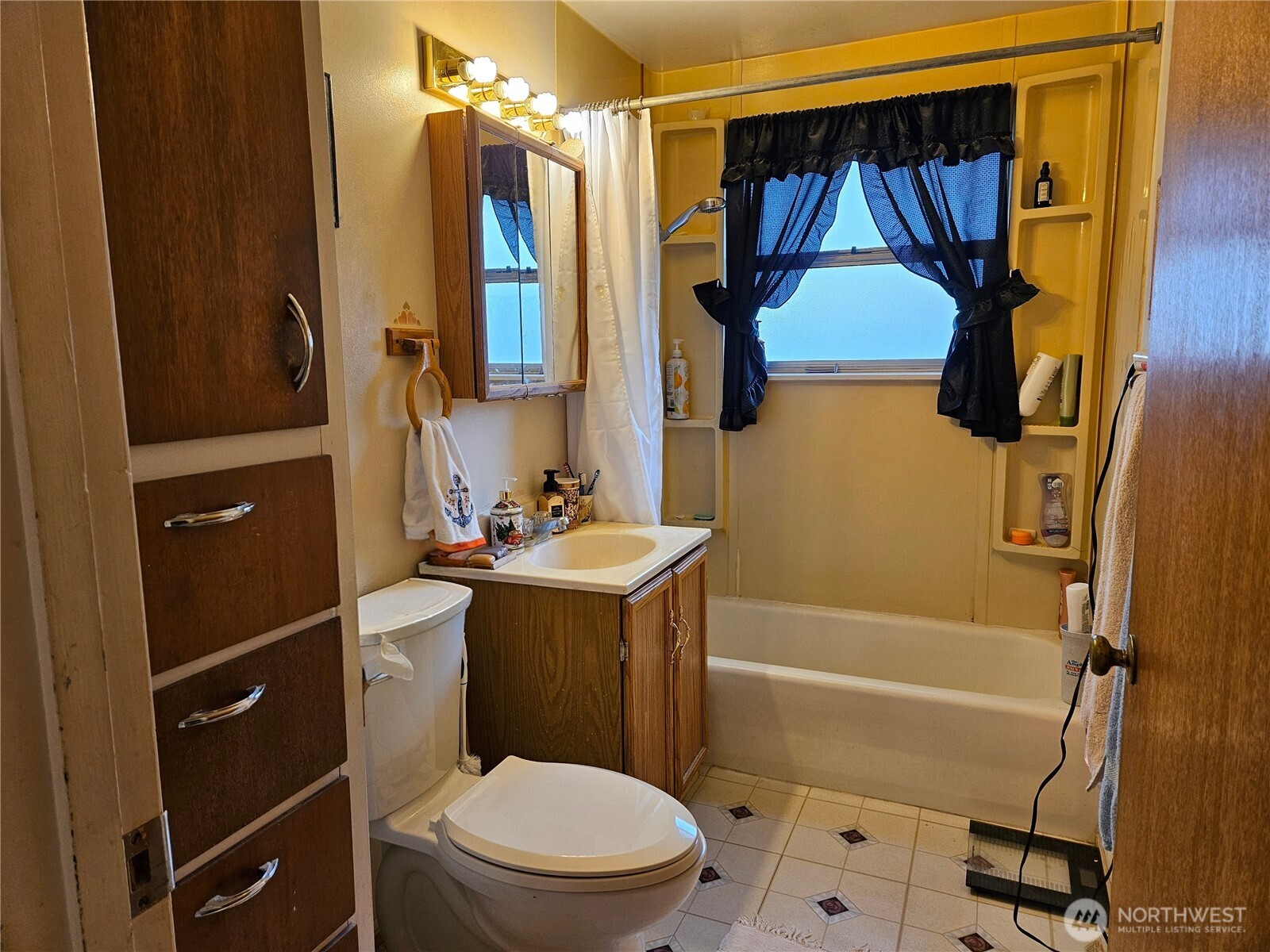 171 Ivy Street SE Ephrata WA 98823