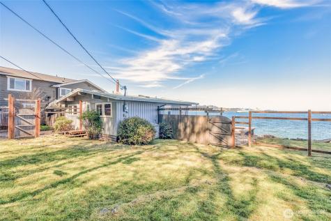 10873 Point Vashon Drive SW Vashon WA 98070