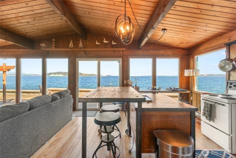 10873 Point Vashon Drive SW Vashon WA 98070