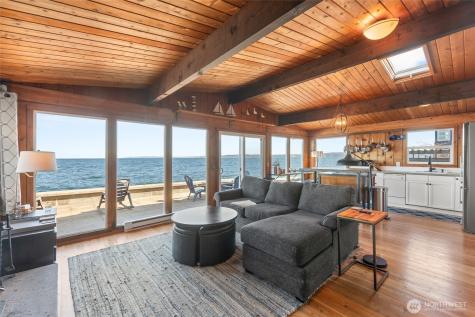 10873 Point Vashon Drive SW Vashon WA 98070