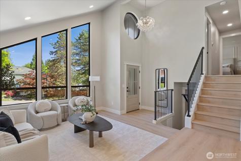 2425 NW Oakcrest Drive Issaquah WA 98027