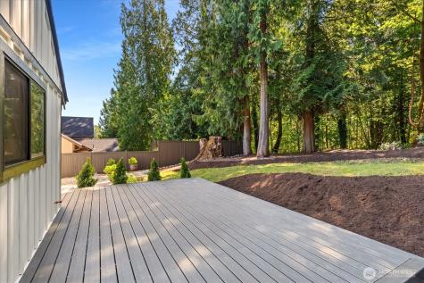 2425 NW Oakcrest Drive Issaquah WA 98027