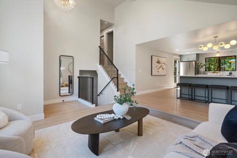 2425 NW Oakcrest Drive Issaquah WA 98027