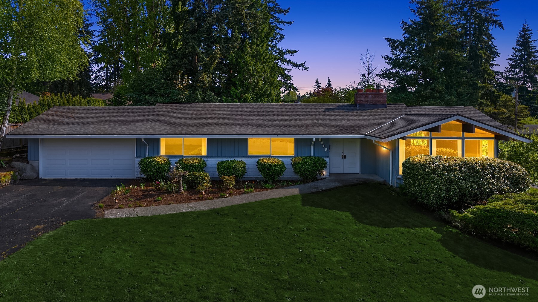 8205 SE 71st Street Mercer Island WA 98040