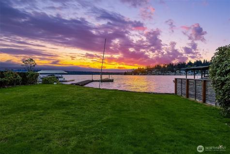 1811 10th Street W Kirkland WA 98033