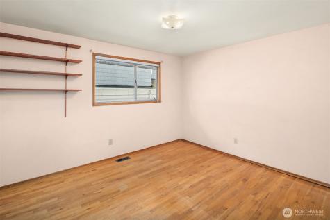 1811 10th Street W Kirkland WA 98033
