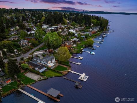 1811 10th Street W Kirkland WA 98033