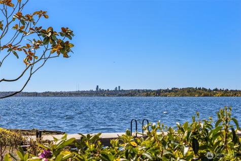 1811 10th Street W Kirkland WA 98033