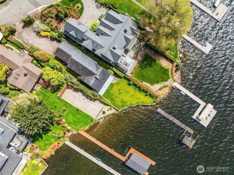 1811 10th Street W Kirkland WA 98033