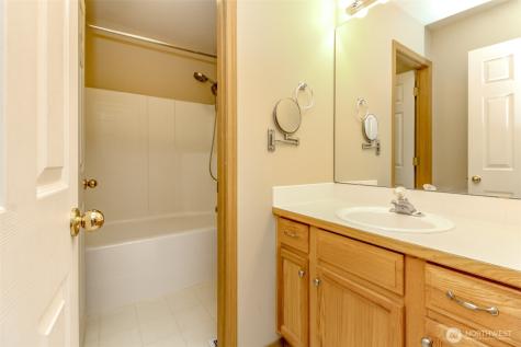 9621 148th Street Ct E Puyallup WA 98375