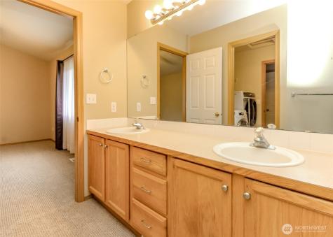 9621 148th Street Ct E Puyallup WA 98375