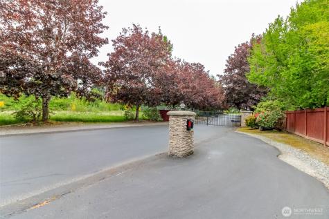 9621 148th Street Ct E Puyallup WA 98375