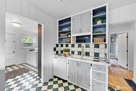 4414 N 19th Street Tacoma WA 98406
