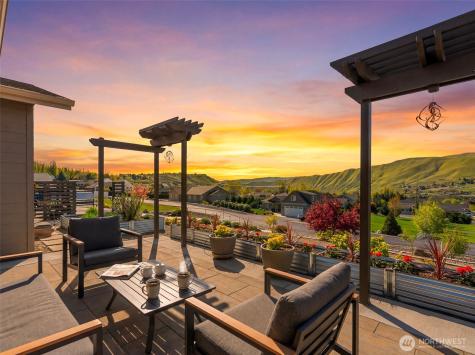 37 Diede Hills Lane Wenatchee WA 98801