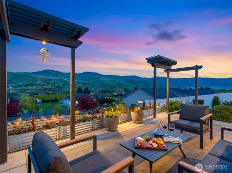 37 Diede Hills Lane Wenatchee WA 98801