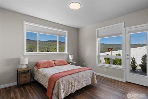 37 Diede Hills Lane Wenatchee WA 98801