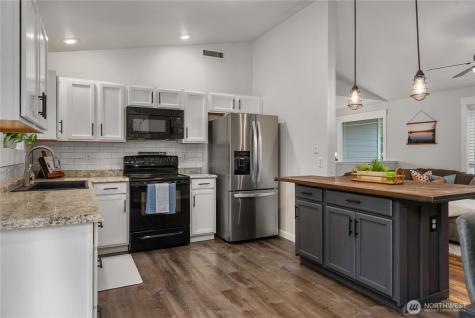 15423 Horseshoe Avenue SW Port Orchard WA 98367
