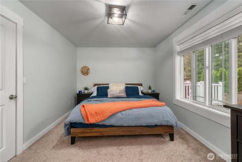 15423 Horseshoe Avenue SW Port Orchard WA 98367