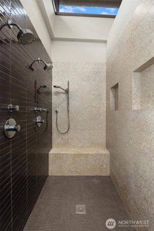 10314 SE 25th Street Bellevue WA 98004
